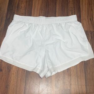WOMENS ATHLETIC SHORTS